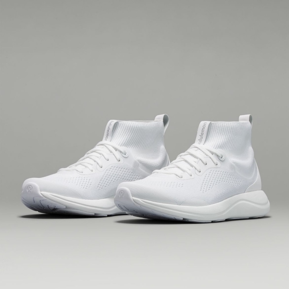 Lululemon work out shoe, white, size 6.5
